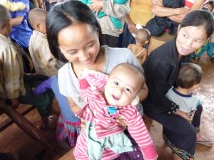 laos_mother_and_child